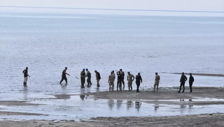 Van’da Kayıp Üniversite Öğrencisi İçin Büyük Arama Başlatıldı