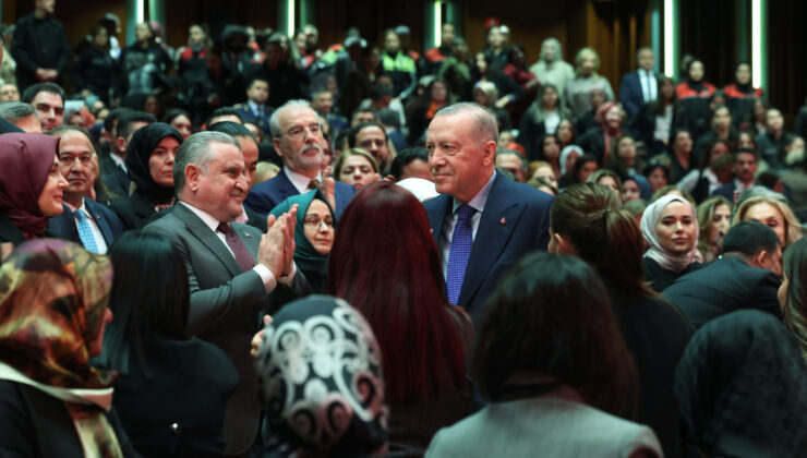 Cumhurbaşkanı Erdoğan: “Kadın Ailenin de Sosyal Hayatın da Kilit Taşıdır”