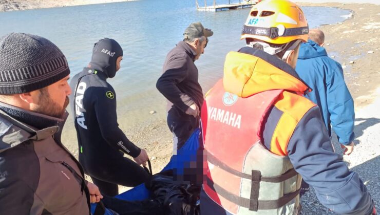 Van Zernek Barajı’na Düşen Otomobilden 2 Kişinin Cansız Bedenine Ulaşıldı