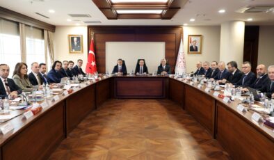 Gıda Komitesi Bakan Şimşek Başkanlığında Toplandı: Gıda Arz Güvenliği İçin Yeni Kararlar