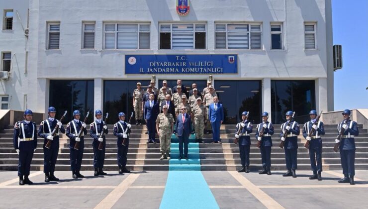 Diyarbakır İl Emniyet Müdürlüğü binası yakınına EYP’li saldırı girişimi