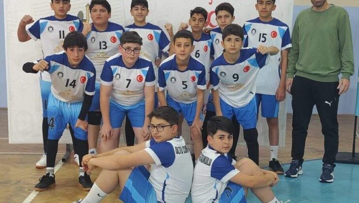 Oltulu Voleybolcular Türkiye Yarı Finallerine Yükseldi