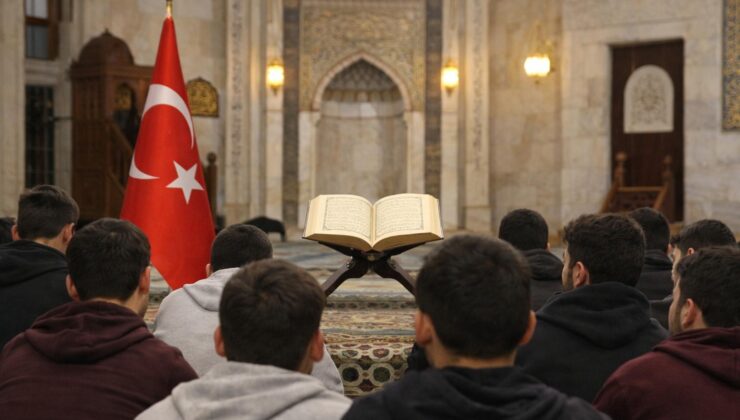 Gençler ve Devlet Büyükleri Gönül Sofrasında Buluşuyor