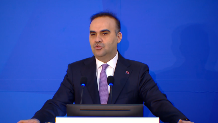 Bakan Kacır: Türkiye 2027’de Kendi Roket Motoruyla Ay’a Erişecek
