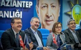 Abdülhamit Gül’den Gaziantep’te Teşkilat Vurgusu: “Türkiye Yüzyılı Yürüyüşümüz Sürecek”