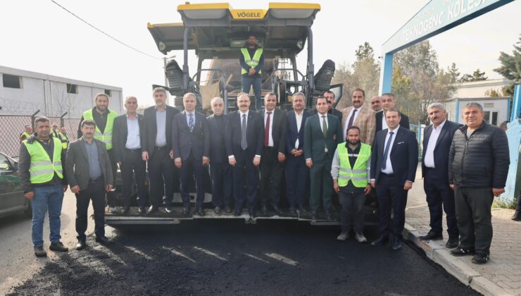 Vali Kızılkaya: Her Çizgi Siirt’in Geleceğine Atılan Bir İmzadır