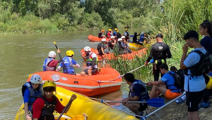 Akyaka’da Rafting Heyecanı Sürüyor! Geleceğin Sporcuları Kanyonda Yetişiyor