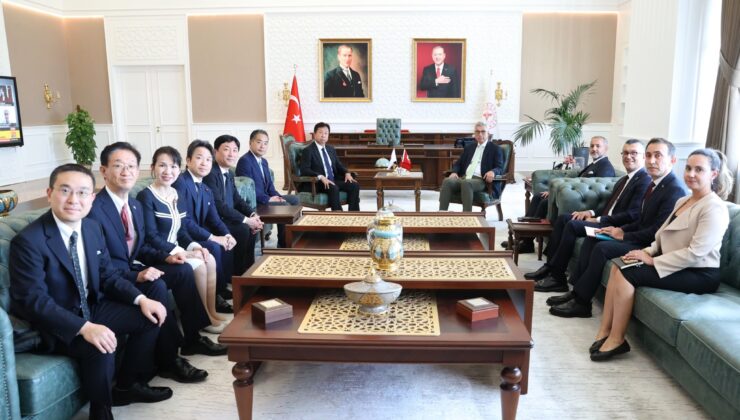 Sağlık Bakanı Memişoğlu Japon Heyetini Kabul Etti
